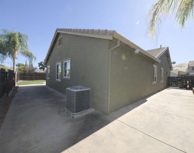 7 Diamondwood Ct - Photo Thumbnail 41