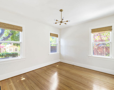 1330 Las Flores Drive - Photo Thumbnail 13