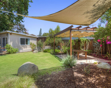 1330 Las Flores Drive - Photo Thumbnail 29