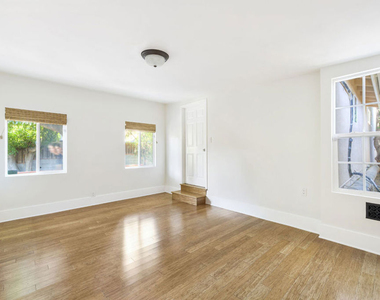 1330 Las Flores Drive - Photo Thumbnail 20