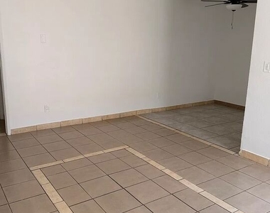 7533 Vineland Avenue - Photo Thumbnail 6