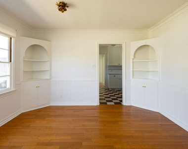 548 El Medio Avenue - Photo Thumbnail 4