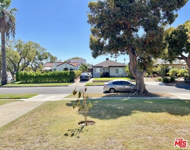 3129 Norwich Avenue - Photo Thumbnail 21