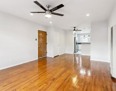 5335 Vantage Avenue - Photo Thumbnail 10