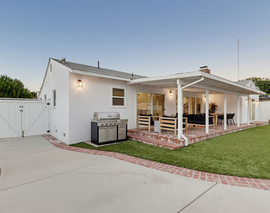 12822 Waddell Street - Photo Thumbnail 37