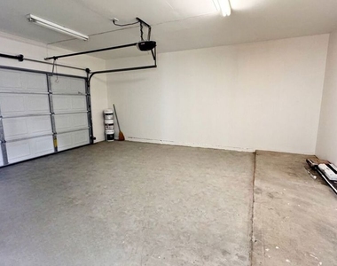 6433 Oakdale Avenue - Photo Thumbnail 32