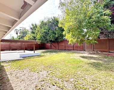 6433 Oakdale Avenue - Photo Thumbnail 33