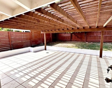 6433 Oakdale Avenue - Photo Thumbnail 28