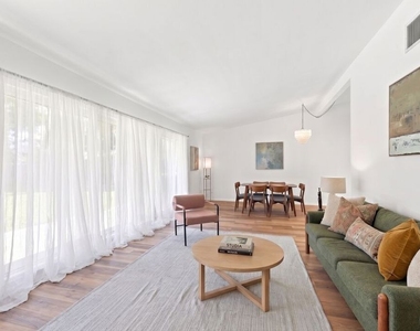 3500 W Manchester Boulevard - Photo Thumbnail 9