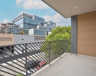 5657 Virginia Avenue - Photo Thumbnail 16