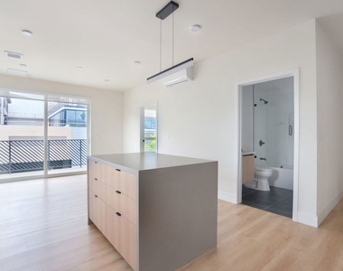 5657 Virginia Avenue - Photo Thumbnail 6