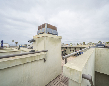 642 Hermosa Avenue - Photo Thumbnail 27
