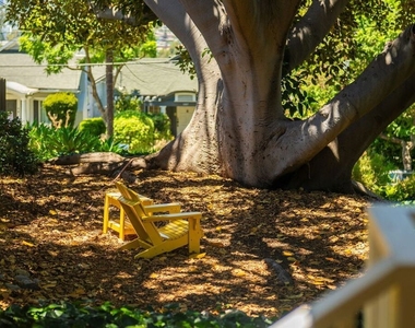 1336 Edgecliffe Drive - Photo Thumbnail 30
