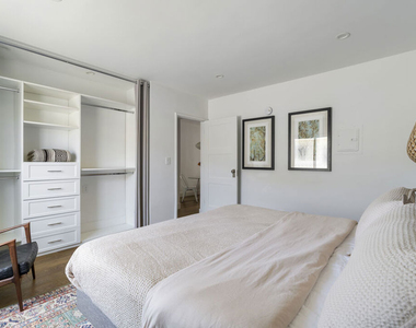 1929 Tamarind Avenue - Photo Thumbnail 10