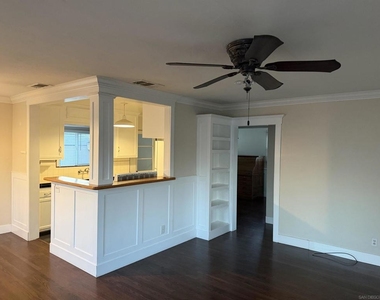 125 Lindell Avenue - Photo Thumbnail 9