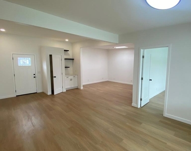 6344 Anvil Lake Avenue - Photo Thumbnail 10