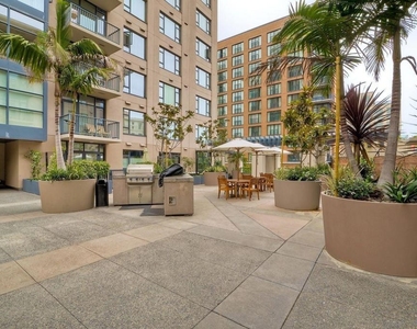 530 K St - Photo Thumbnail 32