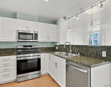530 K St - Photo Thumbnail 21