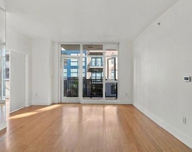 530 K St - Photo Thumbnail 14