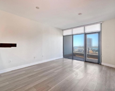 253 10th Ave - Photo Thumbnail 17