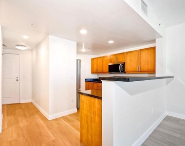 253 10th Ave - Photo Thumbnail 8