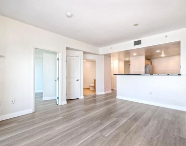 253 10th Ave - Photo Thumbnail 16