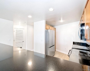 253 10th Ave - Photo Thumbnail 13