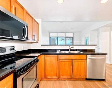 253 10th Ave - Photo Thumbnail 14