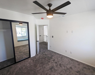 343 Rolling Hills Ln - Photo Thumbnail 22