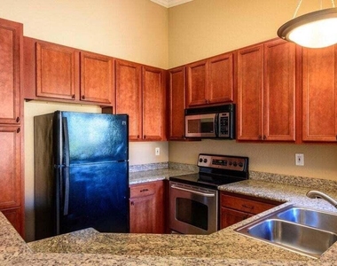 78650 Avenue 42 - Photo Thumbnail 6