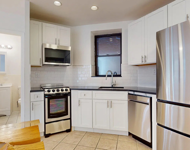 East 65th Street - Photo Thumbnail 6