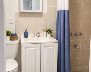 15531 Huron Street - Photo Thumbnail 12