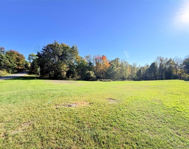 33 Howells Turnpike - Photo Thumbnail 6