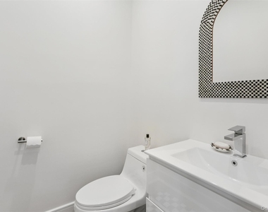 169 Mott Street - Photo Thumbnail 14
