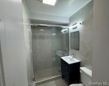 161-34 28th Avenue - Photo Thumbnail 1