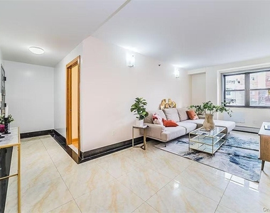 3147 137th Street - Photo Thumbnail 2