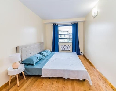 3147 137th Street - Photo Thumbnail 5
