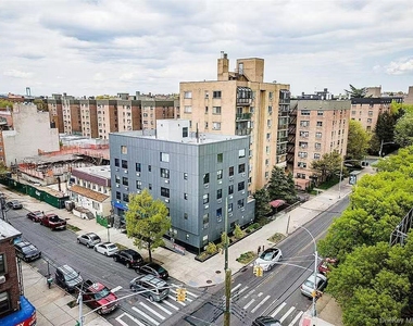 3147 137th Street - Photo Thumbnail 1