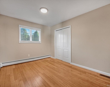 14 Prescott Avenue - Photo Thumbnail 7