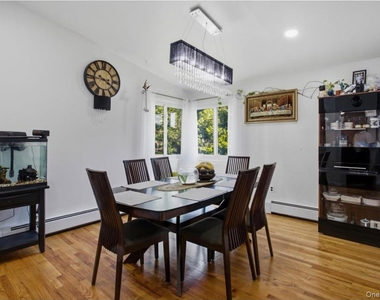 4 Medford Place - Photo Thumbnail 3