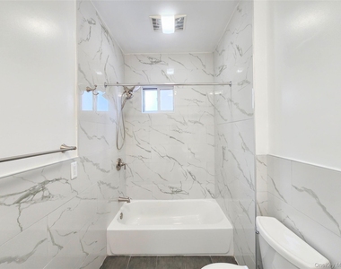 60-22 Flushing Avenue - Photo Thumbnail 7