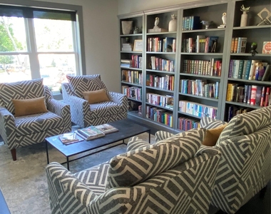 126 Montgomery Street - Photo Thumbnail 12