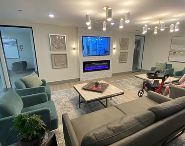 126 Montgomery Street - Photo Thumbnail 24