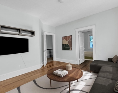 28 W Elizabeth Street - Photo Thumbnail 8