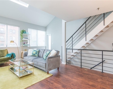 100 Chatterton Avenue - Photo Thumbnail 6