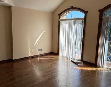 17515 74th Avenue - Photo Thumbnail 1