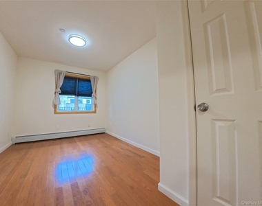 220-03 64th Avenue - Photo Thumbnail 7