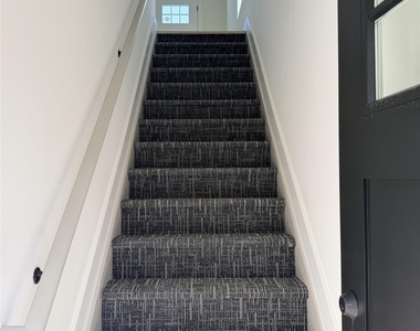 7 Patton Avenue - Photo Thumbnail 18