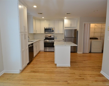27 Grant Street - Photo Thumbnail 9