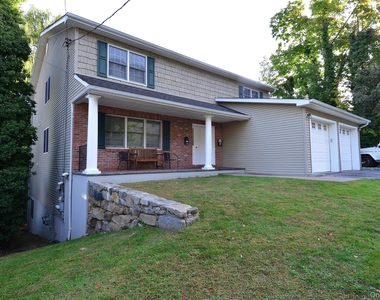 27 Grant Street - Photo Thumbnail 3